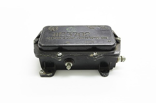 Spannungsregler uaz original - uaz,